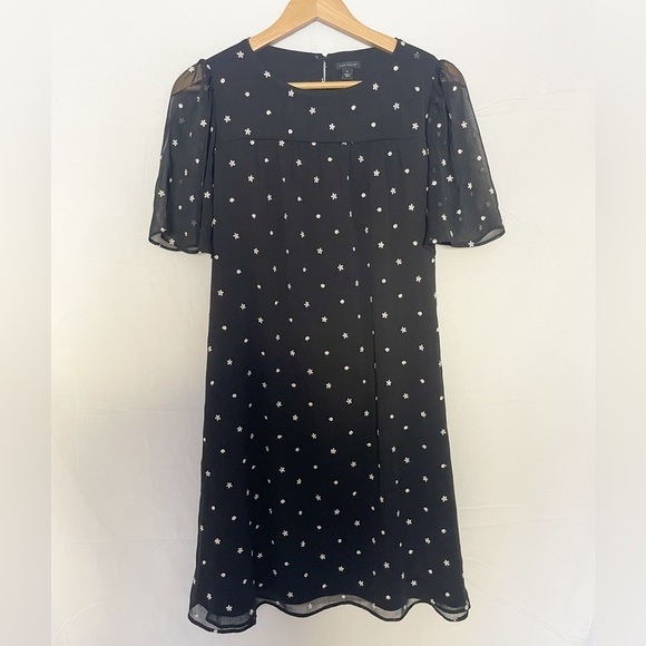 Ann Taylor Size M Black and white Floral embroidered shift dress with belt - Picture 9 of 12